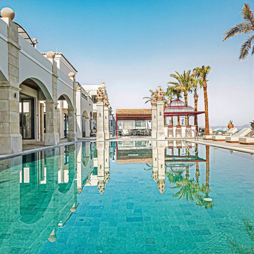 Grecotel Plaza Beach House