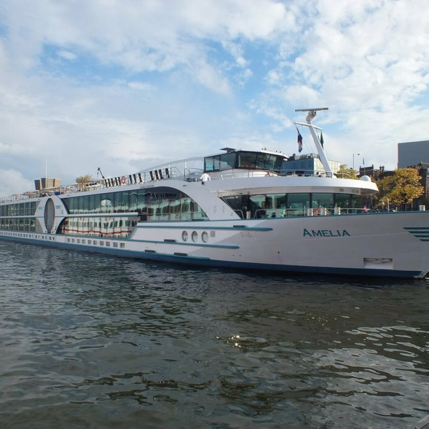 MS Amelia
