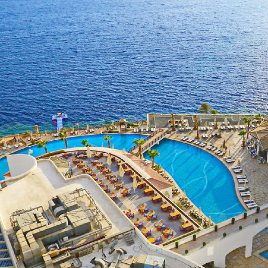 Reef Oasis Blue Bay Resort